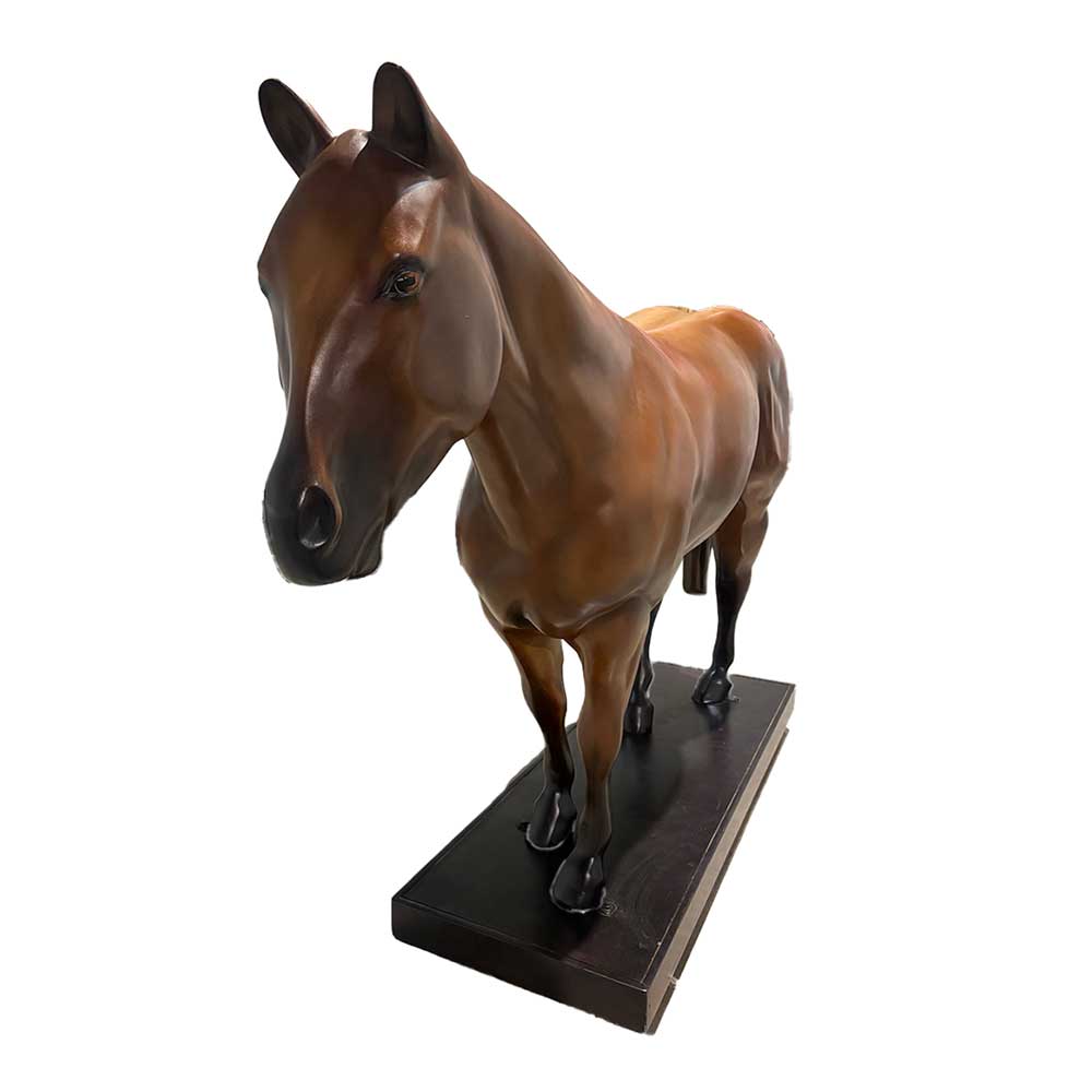 Life-Size Horse - Image 2