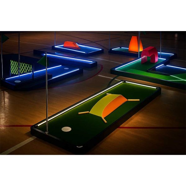 LED mini golf course