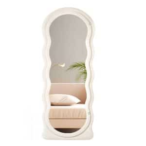 White Wavy Mirror